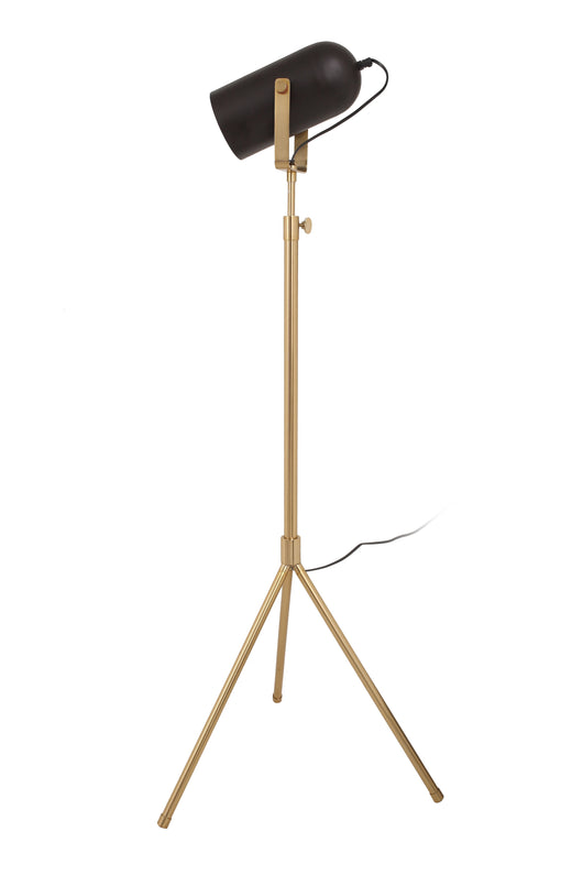 Das Zusammenspiel aus Stahl und Messing macht diese Leuchte im schicken Factory-Design zu einem einzigartigen Stück.