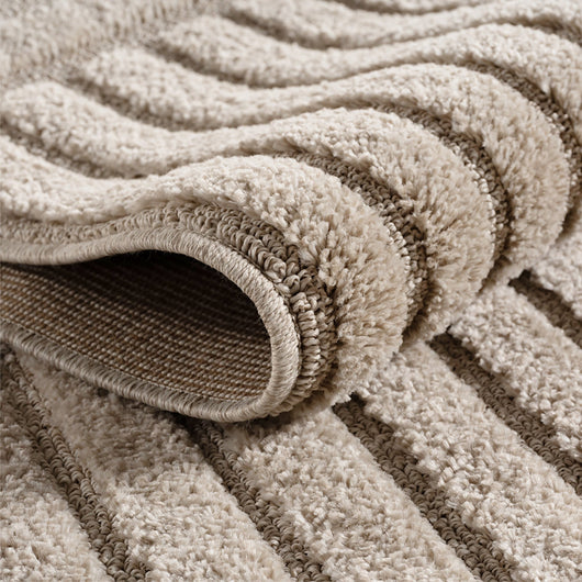 QUADRATISCHE UND RUNDE GRÖSSEN: Finden Sie die exakte Form, die Ihr Wohnzimmer benötigt.