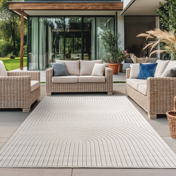 Dieser hochwertige Outdoor Teppich ist die perfekte Wahl für Ihre Terrasse oder Ihren Balkon. Das pflegeleichte Material aus 100 % Polypropylen macht ihn resistent gegen Witterungseinflüsse und ideal für den Außenbereich. Der Teppich bleibt selbst bei schlechtem Wetter schön und wird schnell wieder trocken.