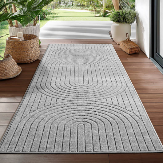 Wunderbar weicher und langlebiger Indoor/Outdoor Teppich 120x170 cm in Beige mit skandinavischem Muster. Der flach gewebte Teppich ist schmutzabweisend, waschbar und auch für Fußbodenheizung geeignet. Perfekt für Wohnzimmer oder Wintergarten.