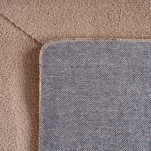 Teppich Wohnzimmer Beige: Setzen Sie auf zeitlose Eleganz mit diesem vielseitigen beigen Teppich Wohnzimmer, der zu jedem Einrichtungsstil passt.