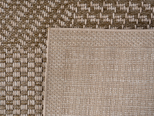 In- & Outdoor Teppich im Boho-Stil – ideal als wetterfester Terrassenteppich in Unifarben für moderne Außenbereiche.