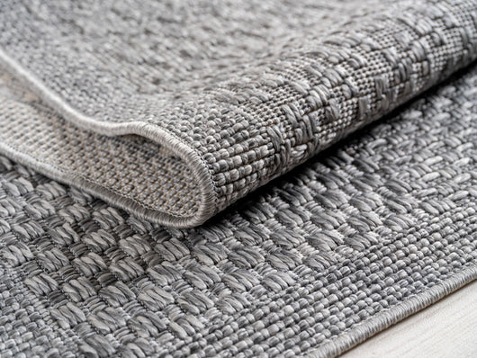 Flur Teppich Läufer in modernem Design – schmal, strapazierfähig und ideal für stark frequentierte Bereiche.