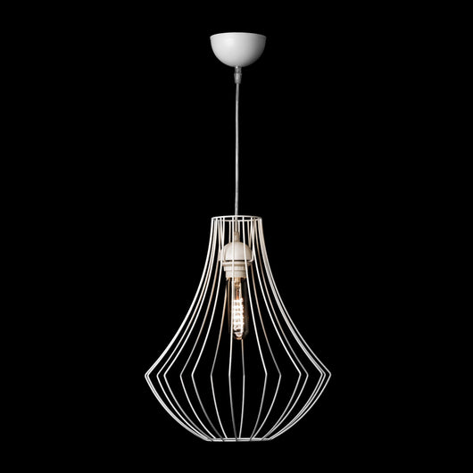 Die offene Form des Lampenschirms sorgt bei dieser minimalistischen Deckenlampe für wunderbare Lichteffekte im Raum.