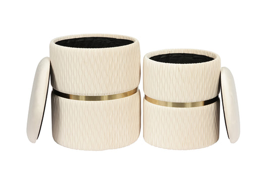 Praktisch und stilvoll: Dieses Hocker 2er-Set in elegantem Creme bietet nicht nur zusätzlichen Sitzplatz, sondern auch versteckten Stauraum.