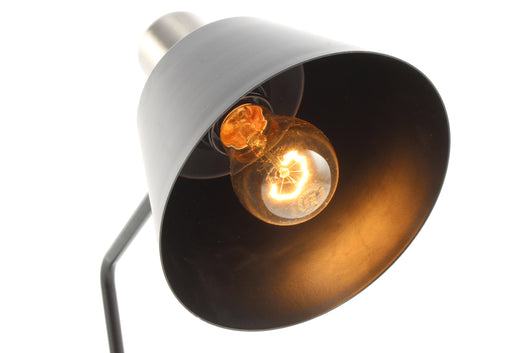Tischlampe Triumph – Stilvolle Beleuchtung für Ihr Zuhause*- Product vendor