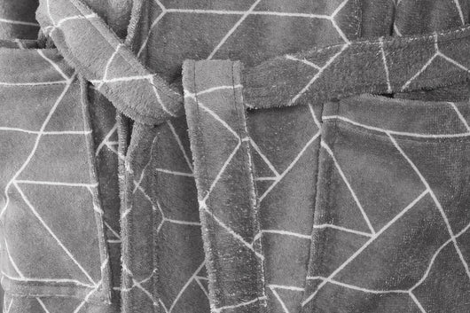 Sauna- und Spa-tauglich: Perfekt als Saunamantel oder Morgenmantel, wenn Sie sich zu Hause oder im Spa einkuscheln möchten.

