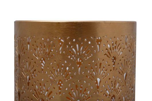 Perfekte Ergänzung für Ihr Interieur: Diese handgefertigte Boden Vase Deko strahlt Klarheit und Raffinesse aus.