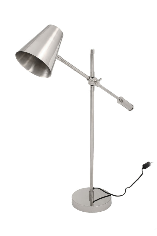 Ein Design, das Aufsehen erregt: Diese Tischlampe im schicken Factory-Design wird schnell zu Ihrem Lieblingsstück.