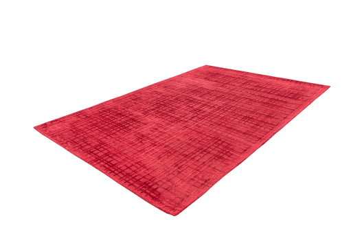 Exklusiver Viskose-Teppich: Der Karma Cherry bietet eine traumhafte Haptik und hochwertige Verarbeitung aus Indien.