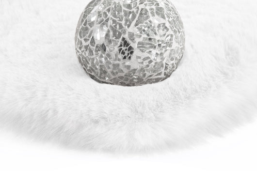 Dieser weicher Kuschelteppich ist ein Highlight für Ihre Wohnlandschaft und sorgt für eine gemütliche Atmosphäre.