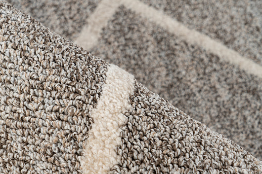 Strapazierfähiger Wohnzimmer Teppich im Skandi-Stil – robust und pflegeleicht.