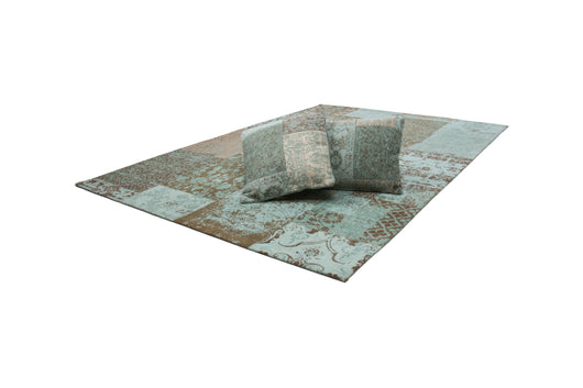 Der Blickfang für Ihr Zuhause: Ein hochwertiges Zierkissen in Türkis, dessen luxuriöses Jacquard-Design für ein besonderes Flair sorgt.
