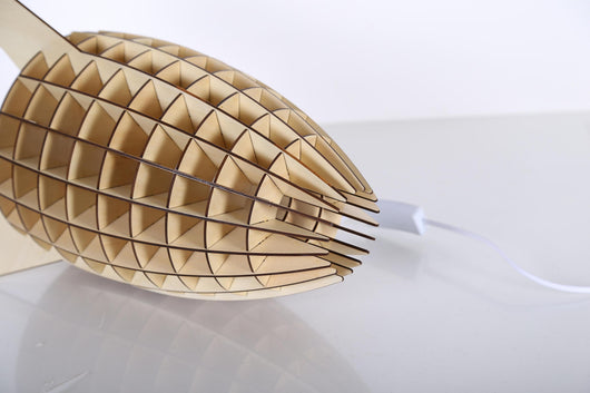 Günstige Tischlampe online kaufen: Sichern Sie sich die stilvolle Aviator Holzlampe zu einem attraktiven Preis. Jetzt versandkostenfrei bestellen!