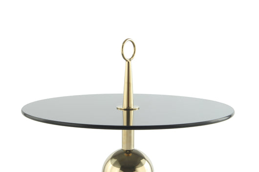 Design Beistelltisch mit Ablage: Der handgefertigte Beistelltisch Ontario 325 vereint Gold, Grau und Glas. Ideal für Dekoration und Getränke.