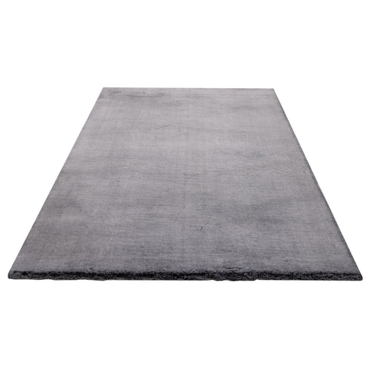 Glamouröser Wohnzimmerteppich: Voluminös, pompös und unglaublich SAMTWEICH. Ein Muss für Luxus-Interieurs.