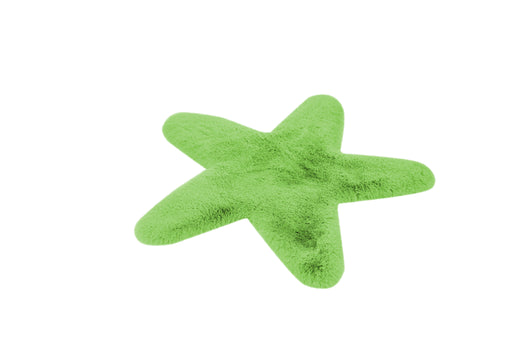 Der Kinderteppich in Seesternform ist ein echter Hingucker im maritimen Stil. Die Form und Farbe regen die Fantasie an und machen ihn zu einem dekorativen und funktionalen Highlight im Kinderzimmer.