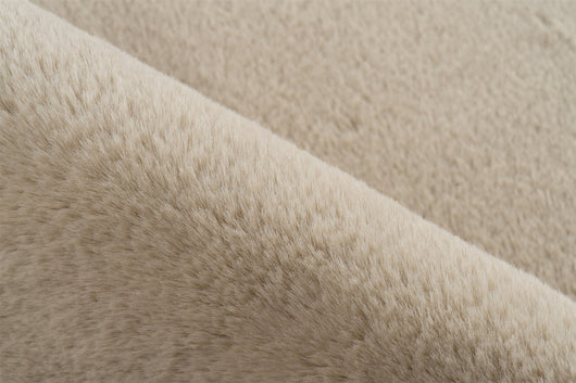 Neueste Badteppich Trends modern: Die Rabbit Light 425 setzt Akzente.