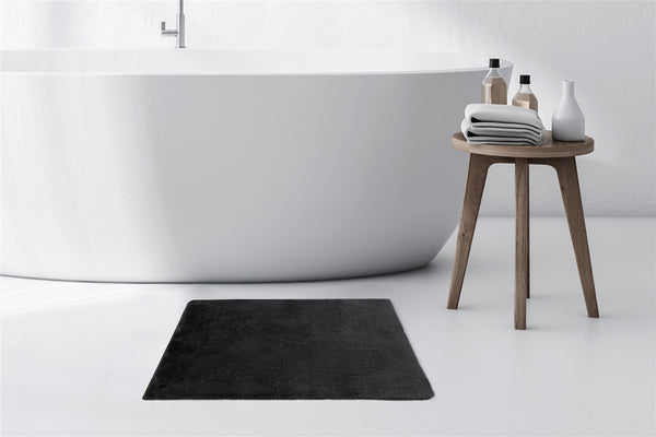 Weiche Badematte in Dunkelgrau – ideal für ein modernes Badezimmerdesign