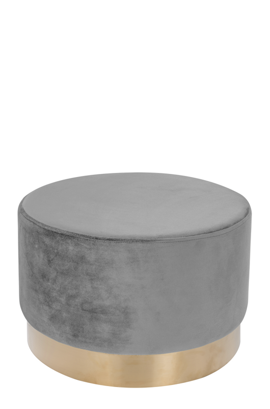 Zeitloses Design trifft auf hohe Funktionalität: Entdecken Sie diesen eleganten Deko Hocker.