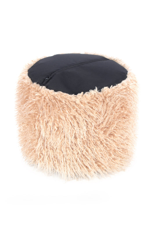 Hocker mit Fell: Erleben Sie den Komfort und das einzigartige Design dieses Poufs, ideal als zusätzliche Sitzgelegenheit.