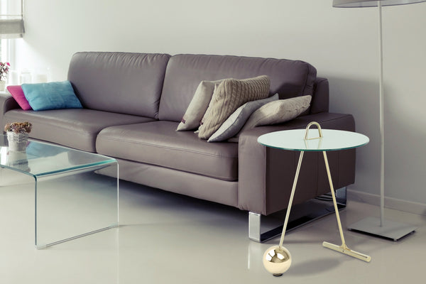 Beistelltisch Wohnzimmer Metall: Der Pendulum 525 aus Stahl und Glas fügt sich ideal in unterschiedlichste Einrichtungsstile ein und schafft ein gemütliches Flair.