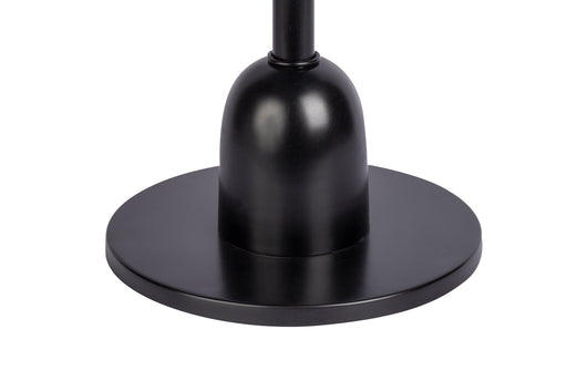 Dieser robuste Beistelltisch im Industrial Style ist nicht nur ein optischer Blickfang, sondern auch sehr langlebig. Das Gestell aus massivem Eisen und die widerstandsfähige Marmorplatte garantieren eine hohe Stabilität und eine lange Lebensdauer.

