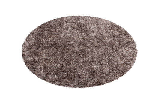 Schaffen Sie sich eine kuschelige Oase! Dieser handgetuftete Hochflorteppich in Taupe überzeugt mit weichem Flor und einer besonders sanften Haptik.