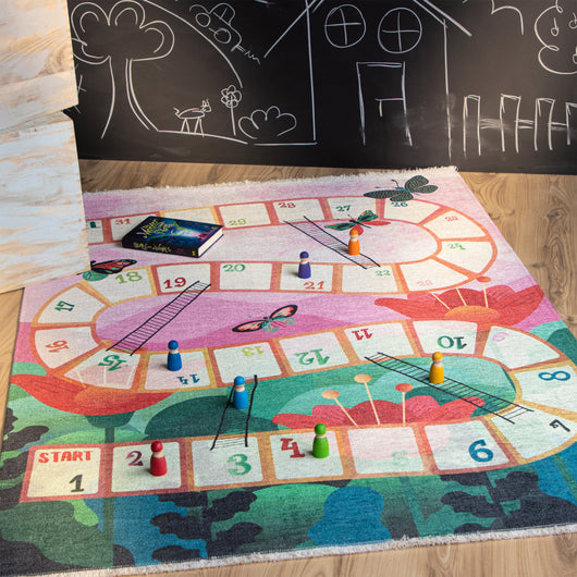Setzen Sie bunte Akzente im Spielbereich mit diesem Kurzflor Kinderteppich, der Freude und Geborgenheit ins Kinderzimmer bringt.