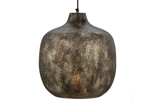 Handgefertigte Pendelleuchten mit Charakter: Jede Sawyer 125 Lampe ist einzigartig und trägt die Spuren ihrer sorgfältigen Herstellung.