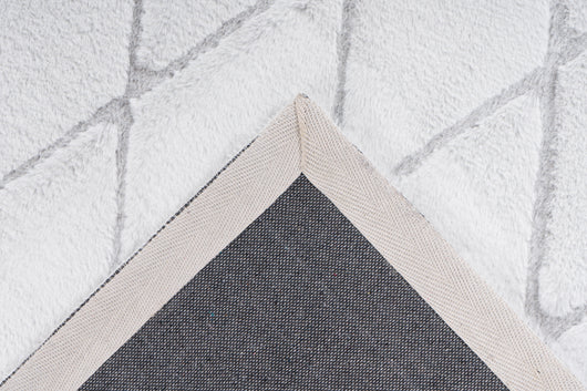 Stilvoller Retro-Charakter: Die klaren, geometrischen Formen des Musters verleihen dem Teppich einen angesagten Retro-Stil.

