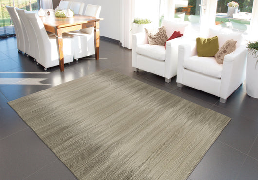Grauer Teppich Modern: Die dezente Taupe-Farbgebung und der sanfte Farbverlauf machen diesen Teppich zu einem vielseitigen Element für Ihre moderne Einrichtung.