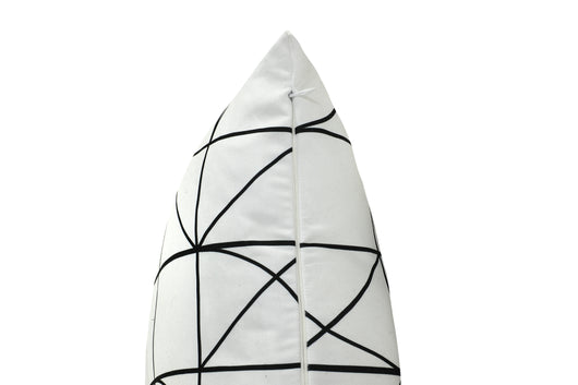 Moderne Kissen Wohnzimmer: Das Kennedy 125 ist nicht nur ein Blickfang, sondern bietet auch angenehmen Komfort und ist Oeko-Tex® zertifiziert.
