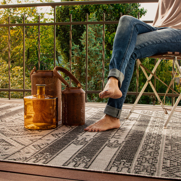 Mon tapis nordique - Polyvalent et durable pour une utilisation intérieure et extérieure 876*