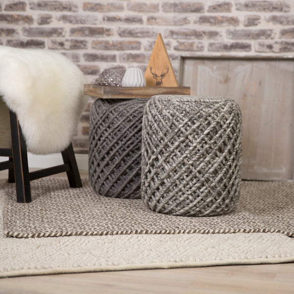 Mon Pouf Royal – Taupe, mélange laine-viscose – 40 x 40 cm 888*