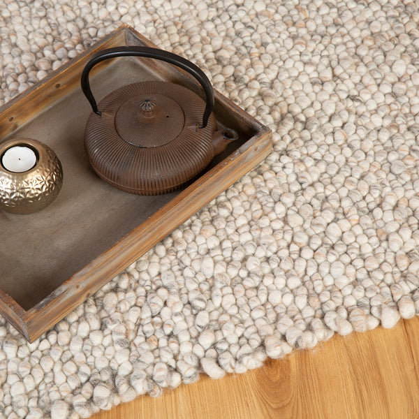 Mon tapis Stellan – Tissé à la main en 100 % laine, Ivoire 675*