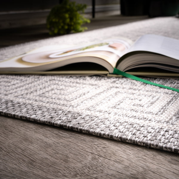 Tapis d'extérieur My Tallinn 541 Gris – Tapis gris polyvalent et élégant*